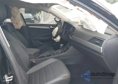 2021 Volkswagen Jetta S/Se/R-Line z USA, uszkodzony, nr VIN 3VWC57BU3MM033212